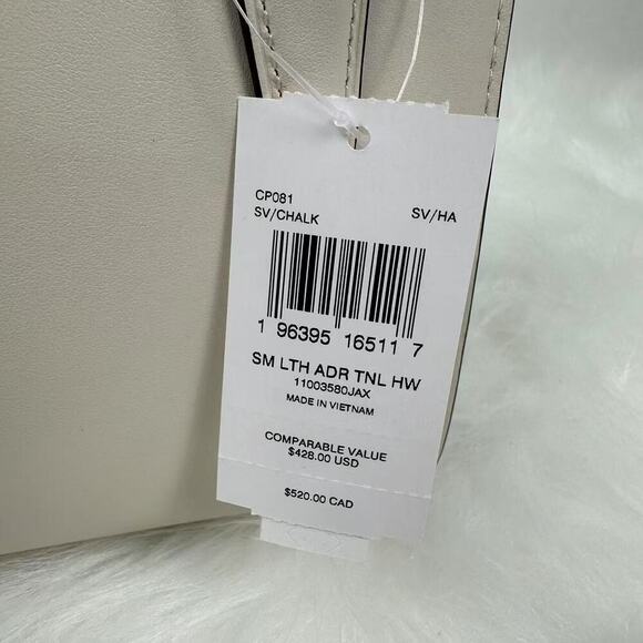 COACH Andrea Carryall Bag Crossbody In Leather/Silver/Chalk CP081 NWT - Picture 4 of 11